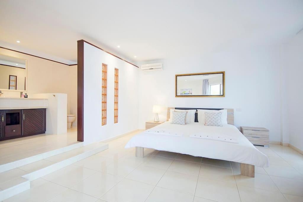 Luxe Villa With Private Pool, Jacuzzi And Spectacular Views Costa Adeje  Exterior foto